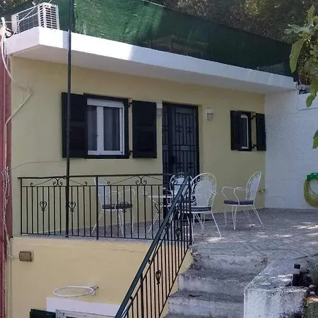 Apartment Kardami